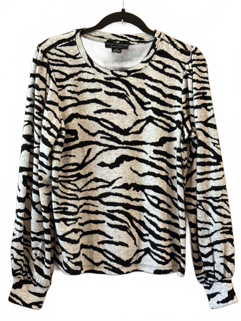 Social Standard by Sanctuary Women's Black and White Zebra Print Long Sleeve Top